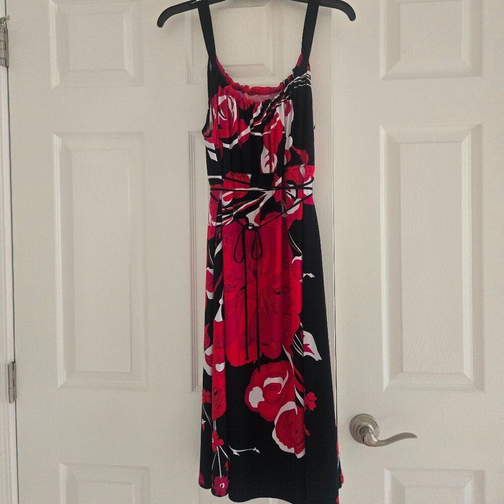 Tahari open shoulders dress